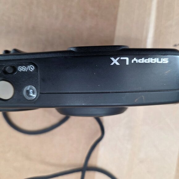 Canon Snappy LX 35mm Camera Point and Shoot Camera Tested - Picture 5 of 6